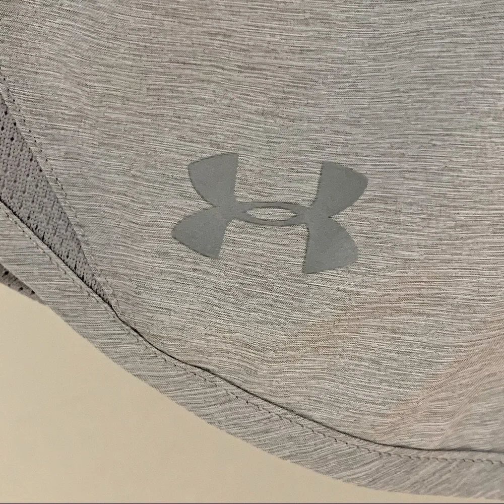 UNDER ARMOUR Fly-By 2.0 3.5” Shorts Gray Wolf Full Heather Size Small - Picture 6 of 14